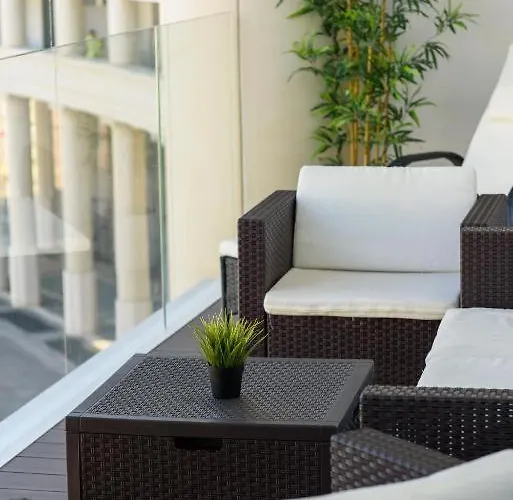 Crescent Luxury Retreat - Seafront Apartament Salerno
