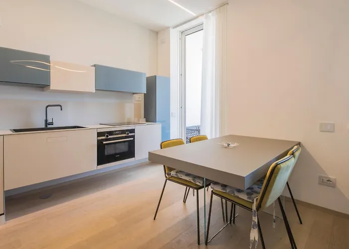 Crescent Luxury Retreat - Seafront * Salerno