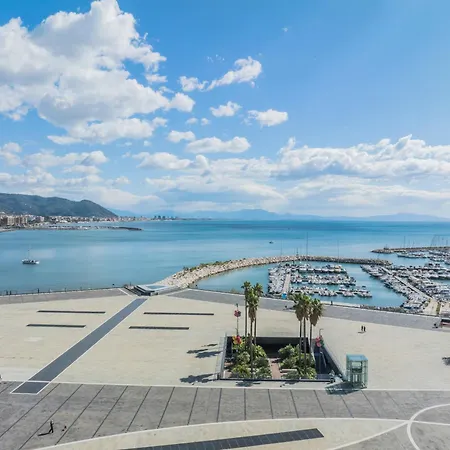 Apartamento Crescent Luxury Retreat - Seafront Apartment Scala B Salerno