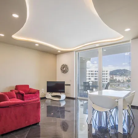 Apartamento Crescent Luxury Retreat - Seafront Apartment Scala B