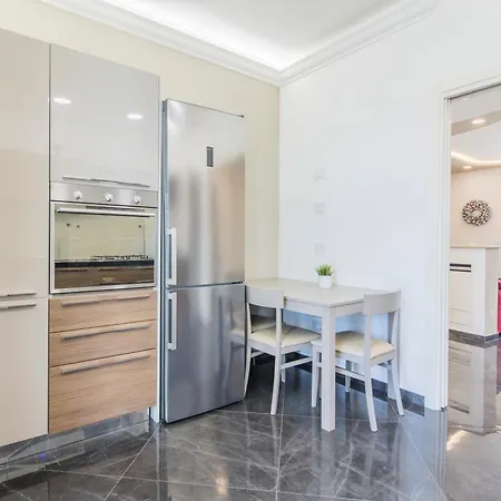 Apartamento Crescent Luxury Retreat - Seafront Apartment Scala B