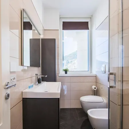 Apartamento Crescent Luxury Retreat - Seafront Apartment Scala B Salerno