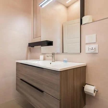 Crescent Luxury Retreat - Seafront Apartment Scala B Apartamento *