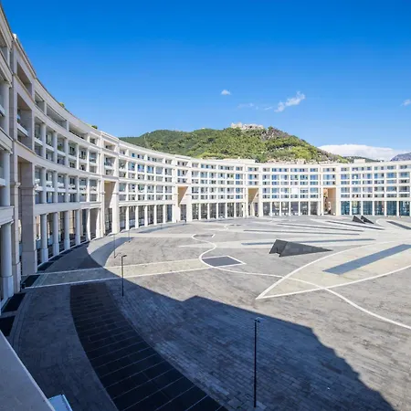 Crescent Luxury Retreat - Seafront Apartment Scala B Salerno